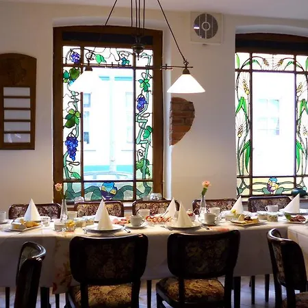 Romantisches Zur Traube Schwerin 3*