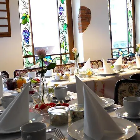 Romantisches Holzhaus * Σβερίν