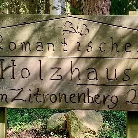 Romantisches Holzhaus
