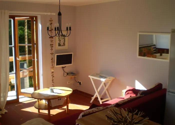 Romantisches Holzhaus * Schwerin (Mecklenburg-Vorpommern)